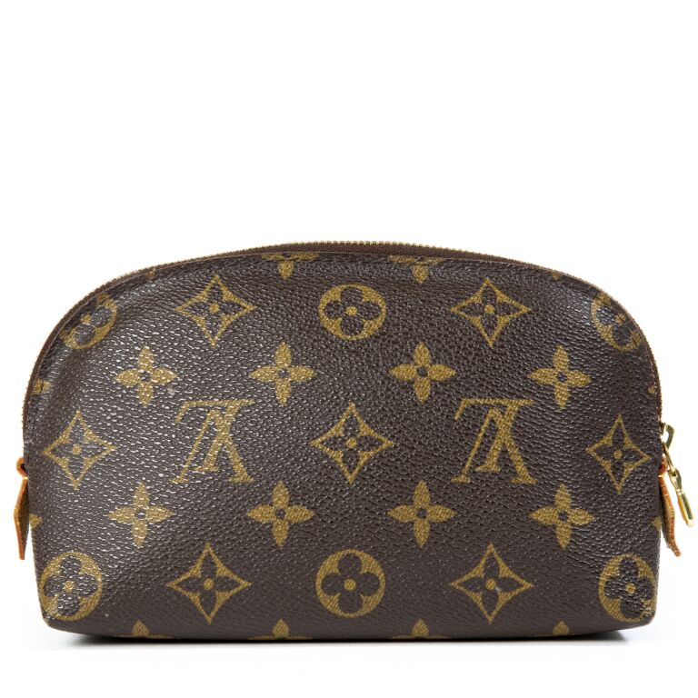 Louis Vuitton Cosmetic Pouch Labellov Buy and Sell Authentic