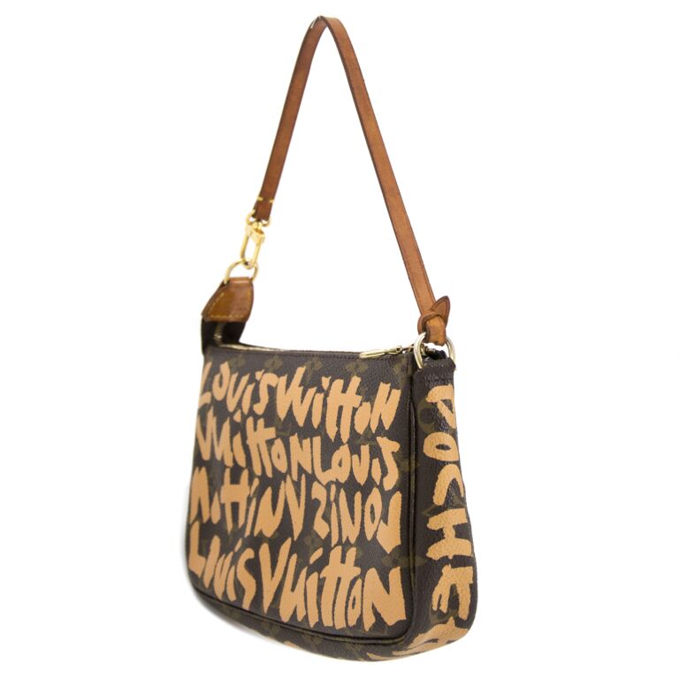 Limited Edition Stephen Sprouse Graffiti Pochette Accessories $320 🛑SOLD🛑  #lvoechic #louisvuitton #…