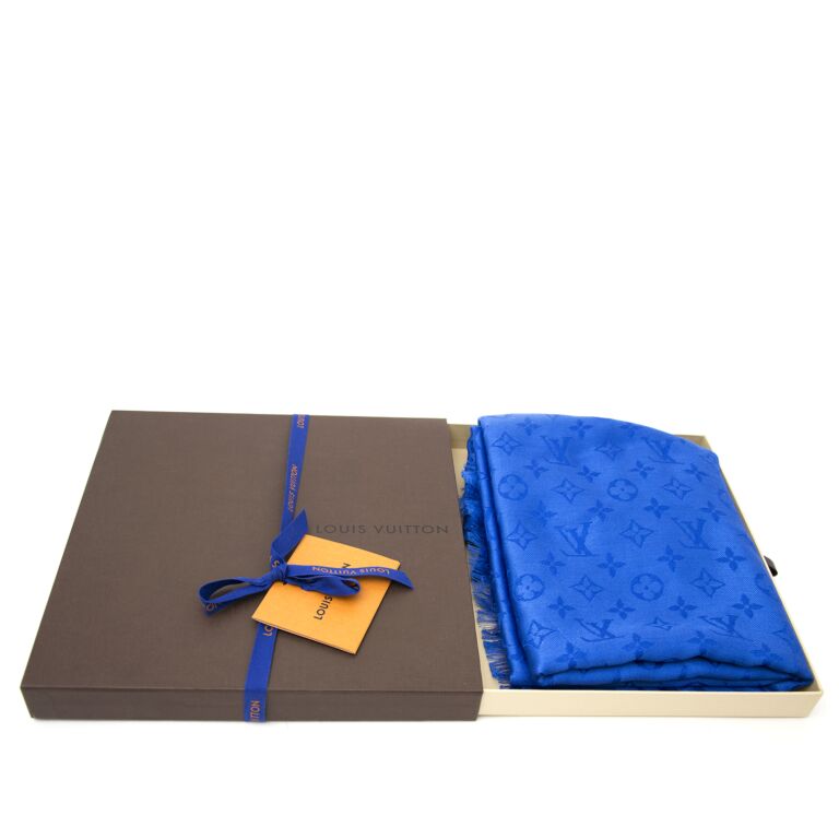 Louis Vuitton Monogram Shawl Blue Electric - M75242 at 1stDibs