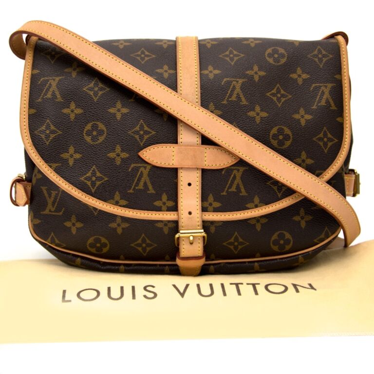 Louis Vuitton Monogram Canvas Saumur 30 Messenger Bag, Louis Vuitton  Handbags