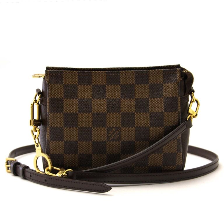 Louis-Vuitton-Damier-Trousse-Pochette