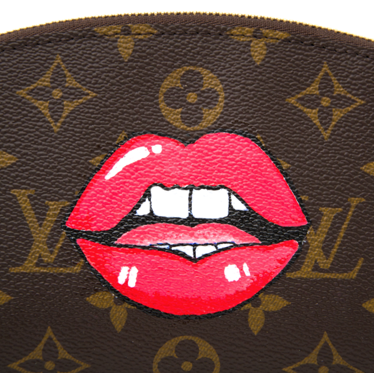 Louis Vuitton Hand Painted Pochette Cosmétique ○ Labellov ○ Buy