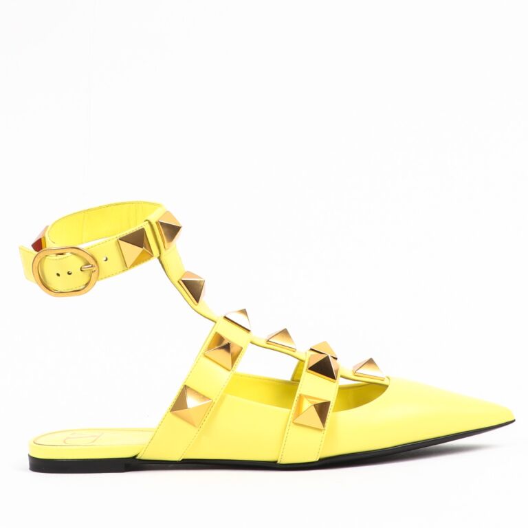 Yellow valentino shoes outlet