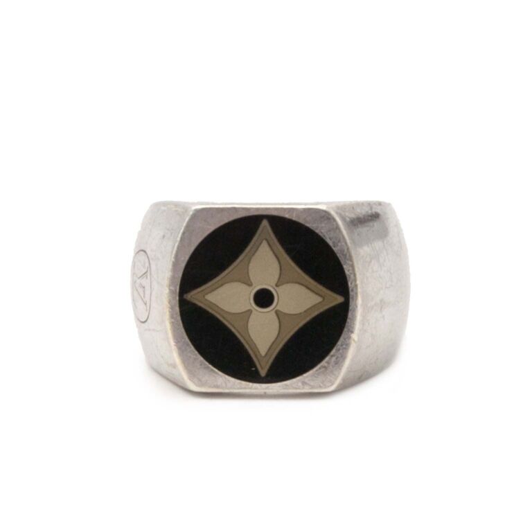 Louis Vuitton Sweet Monogram Ring Metal and Enamel Silver 800502