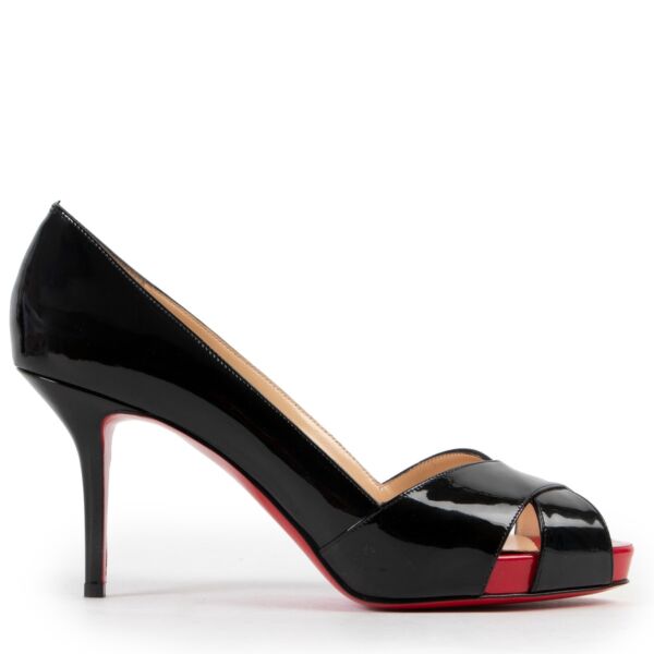 Christian Louboutin Black Patent Pumps in size 38 on Labellov Luxury site