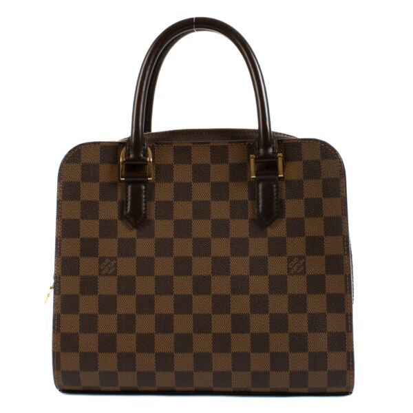 Shop safe online at Labellov in Antwerp, Brussels and Knokke this 100% authentic second hand Louis Vuitton Damier Ebene Triana Bag
