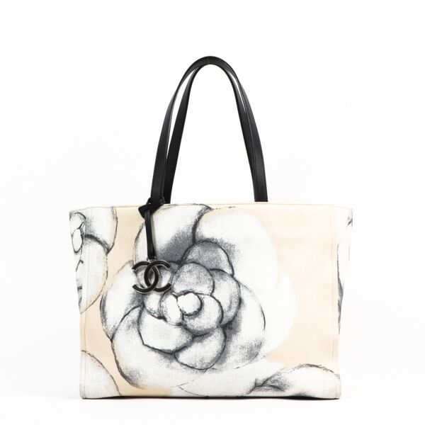 Chanel Fall/Winter 2016 Beige Camellia Tote Bag