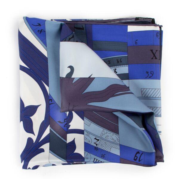 Buy an authentic second hand Hermès Carré Astrologie Nouvelle Silk Scarf in very good condition at Labellov 
