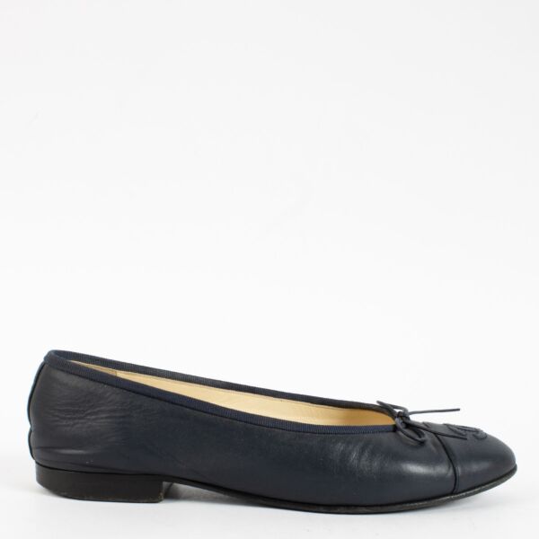 Chanel Navy Blue Leather Ballerina Flats - size 36.5