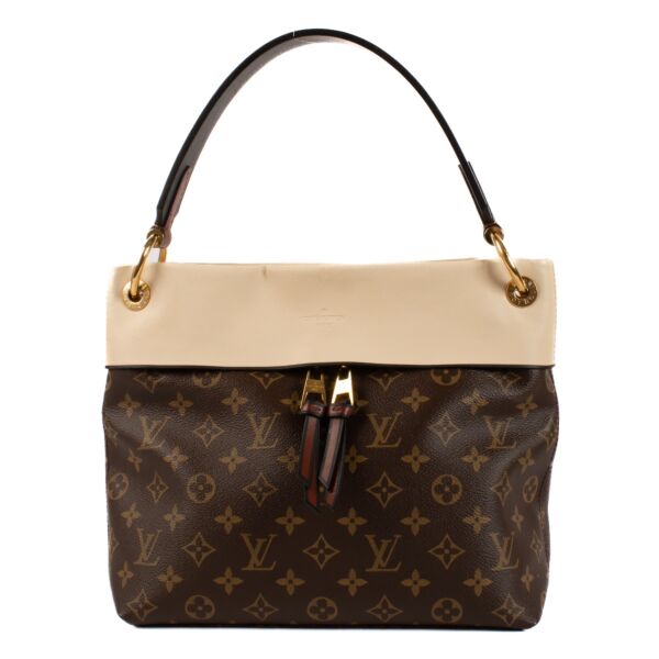 Shop safe online at Labellov in Antwerp, Brussels and Knokke this 100% authentic second hand Louis Vuitton Monogram Tuileries Besace Bag