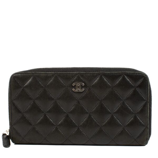 Chanel Black Lambskin Classic Wallet