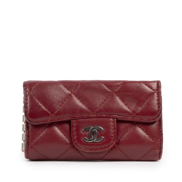 Authentic second-hand vintage Chanel Red Caviar Key Hold er  buy online webshop LabelLOV