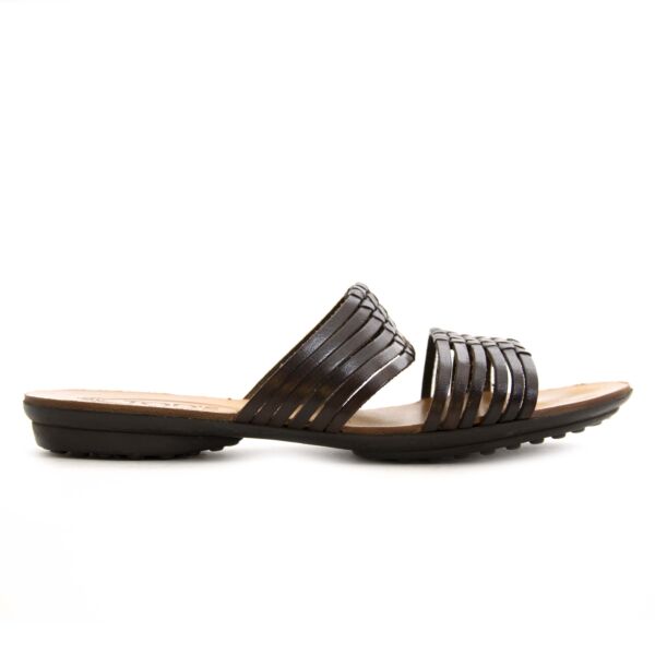 Tod's Dark Brown Sandals - Size 38,5. Buy authentic secondhand Tod's shoes at the right price at LabelLOV, safe and secure online shopping. Koop authentieke tweedehands Tods schoenen aan de juiste prijs bij LabelLOV.