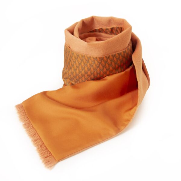 Authentieke tweedehands Hermès Orange Chaine d'Ancre Silk & Angora Muffler Scarf juiste prijs veilig prijs veilig online winkelen LabelLOV webshop luxe merken winkelen Antwerpen België mode fashion