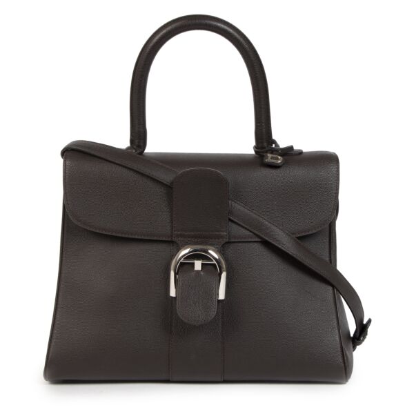 Buy authentic secondhand Delvaux Brillant Dark Grey MM  at the right price at LabelLOV vintage webshop. Safe and secure online shopping. Koop authentieke tweedehands Delvaux Brillant Dark Grey MM  met de juiste prijs bij LabelLOV