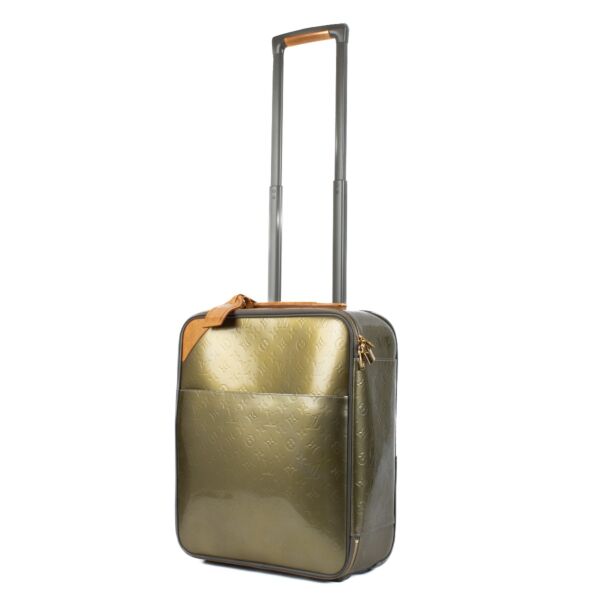 Louis Vuitton Vert Bronze Monogram Vernis Pégase 45 Suitcase
