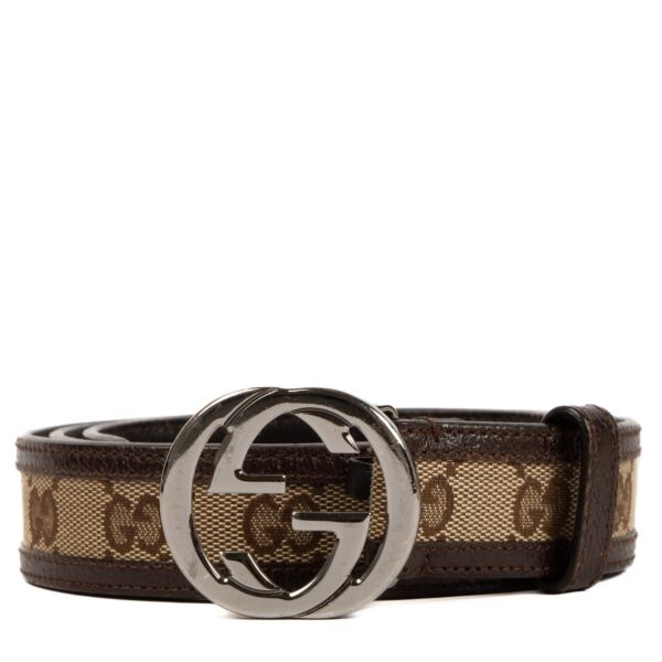 Shop safe online at Labellov in Antwerp, Brussels and Knokke this 100% authentic second hand Gucci GG Canvas Belt - size 90