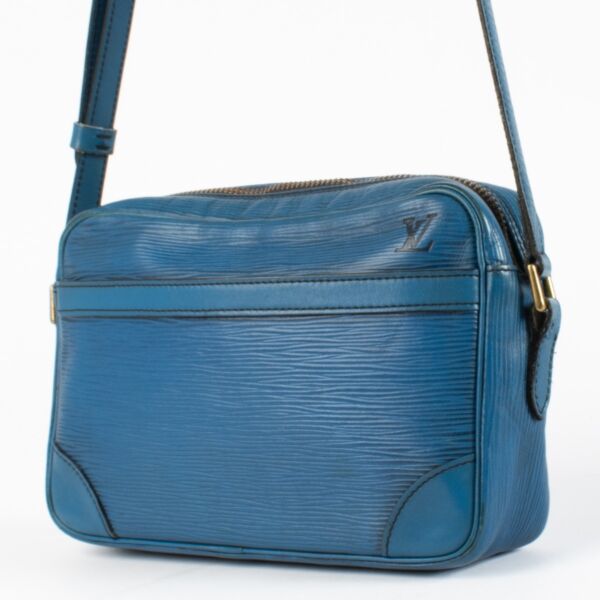 Louis Vuitton Blue Epi Trocadero PM