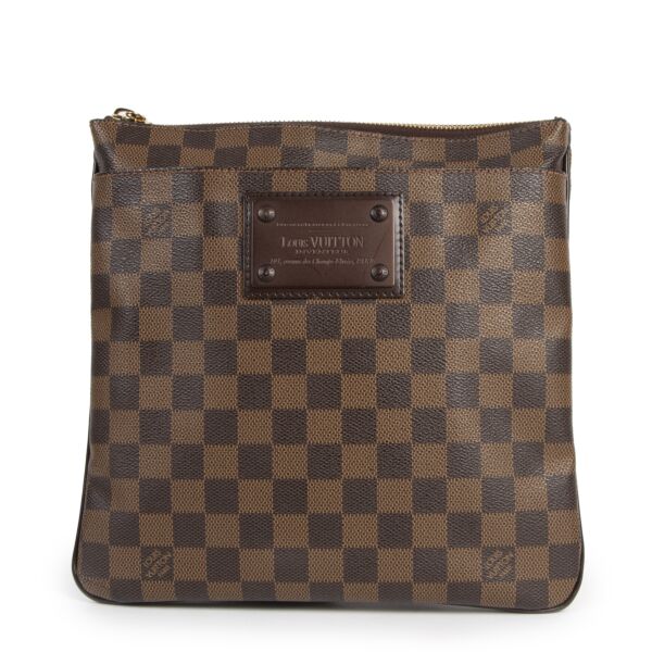 Authentic secondhand Louis Vuitton Brooklyn Pochette Crossbody Bag designer bags luxury vintage webshop fashion safe secure online shopping