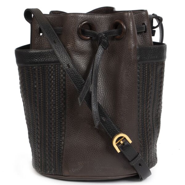 Authentieke Tweedehands Delvaux Dark Brown Woven Leather Bucket Bag juiste prijs veilig online shoppen luxe merken webshop winkelen Antwerpen België mode fashion