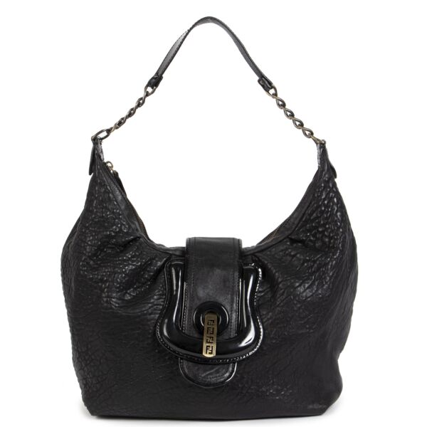 Authentieke Tweedehands Fendi Black Leather B Buckle Shoulder Bag juiste prijs veilig online shoppen luxe merken webshop winkelen Antwerpen België mode fashion