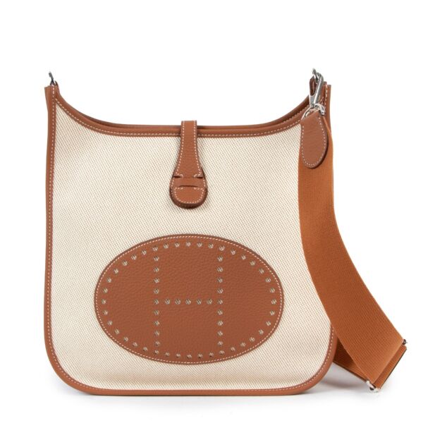 authentic second hand Hermès Evelyne III 29 Ecru Toile Canvas / Gold Clemence Taurillon at labellov.com