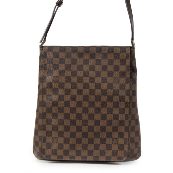 Louis Vuitton Damier Ebene Musette Salsa Bag for the best price at Labellov secondhand luxury in Antwerp Belgium
