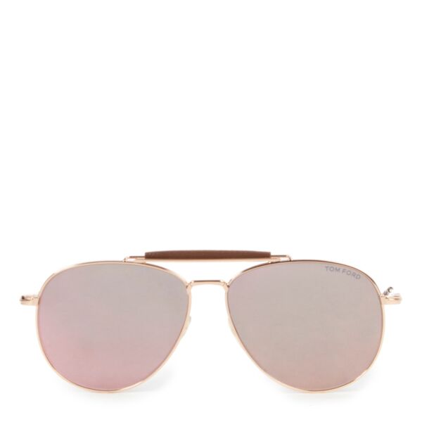 Shop safe online at Labellov in Antwerp these 100% authentic second hand Tom Ford Rose Gold Sunglasses