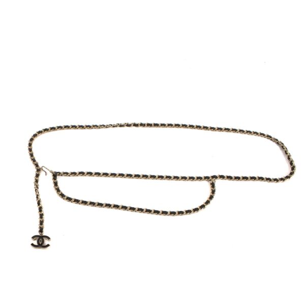 Shop safe online at Labellov in Antwerp, Brussels and Knokke this 100% authentic second hand designer Chanel Black Chain Belt 
