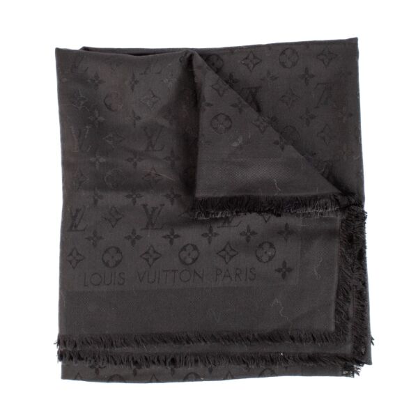 shop 100% authentic second hand Louis Vuitton Black Monogram Classic Shawl on Labellov.com