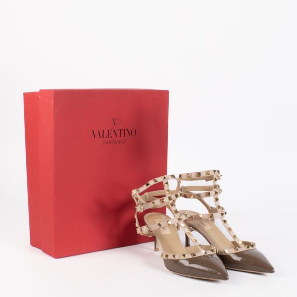 Valentino Two-Tone Leather Rockstud Pumps — Size 39