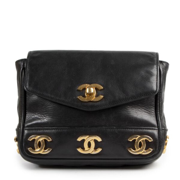 Authentieke Tweedehands Chanel Black Leather CC Belt Bag  juiste prijs veilig online shoppen luxe merken webshop winkelen Antwerpen België mode fashion