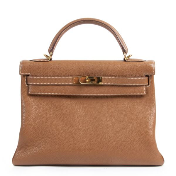 Koop tijdloze klassiekers zoals de Hermès Kelly bij Labellov in Antwerpen aan de beste prijs