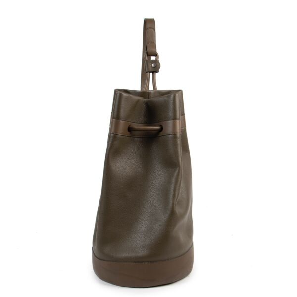 Deux de Delvaux Khaki Green Drawstring Bucket Bag