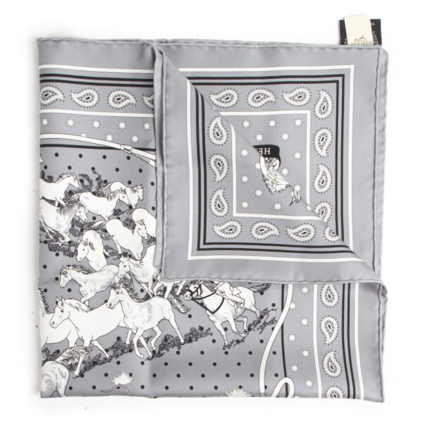 Hermès Les Mustangs Bandana Silk Carré for the best price at labellov secondhand luxury 