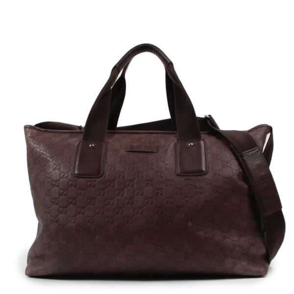 Shop safe online at Labellov in Antwerp this 100% authentic second hand Gucci Brown Guccissima Travel Bag