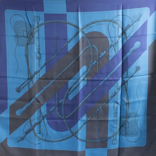 Hermès Carré 90 Clic Clac Silk Scarf