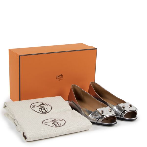 Hermès Silver Leather Open Flats - Size 37