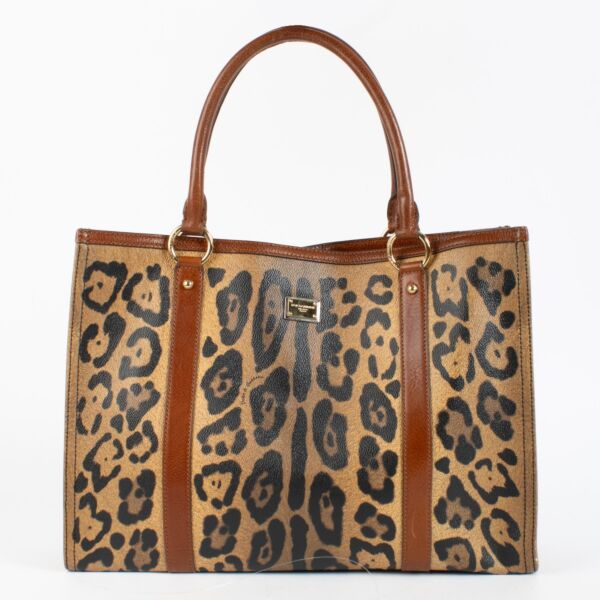 Authentic pre-loved Dolce & Gabbana Leopard Print Tote on Labellov.com