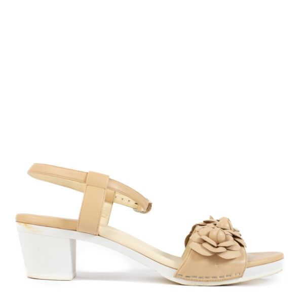 Authentic second hand Chanel Beige Sandals on Labellov.com 