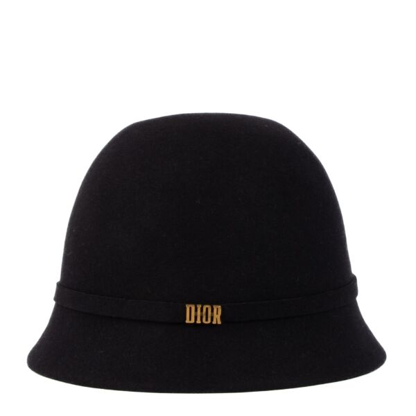 Shop 100% authentic second-hand Christian Dior Blue D-Tuplipe Cloche Hat in size 56 on Labellov.com