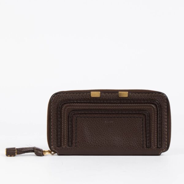 Authentic pre-loved Chloé Brown Leather Marcie Long Wallet on Labellov.com