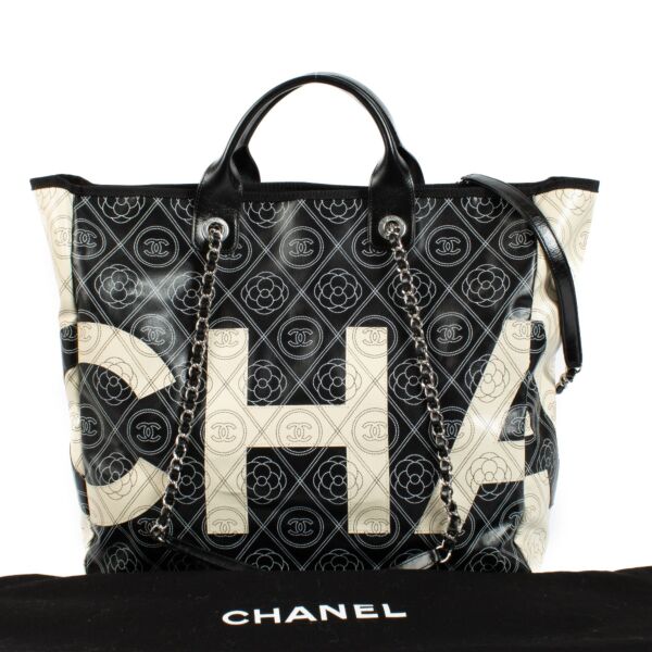 Chanel 18S Coated Canvas Camellia Deauvillle Shopping Tote Bag