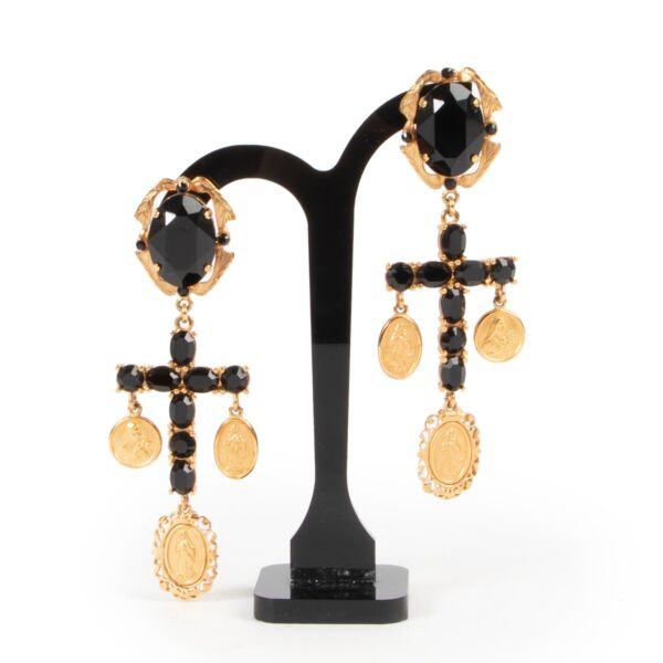 Buy these Dolce & Gabbana Orecchini Siciliani Gold Black Earrings at Labellov in good condition online or in store. 