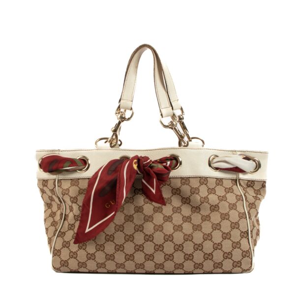 Gucci Monogram Canvas Silk Scarf Positano Tote Bag for the best price at labellov secondhand luxury in Antwerp