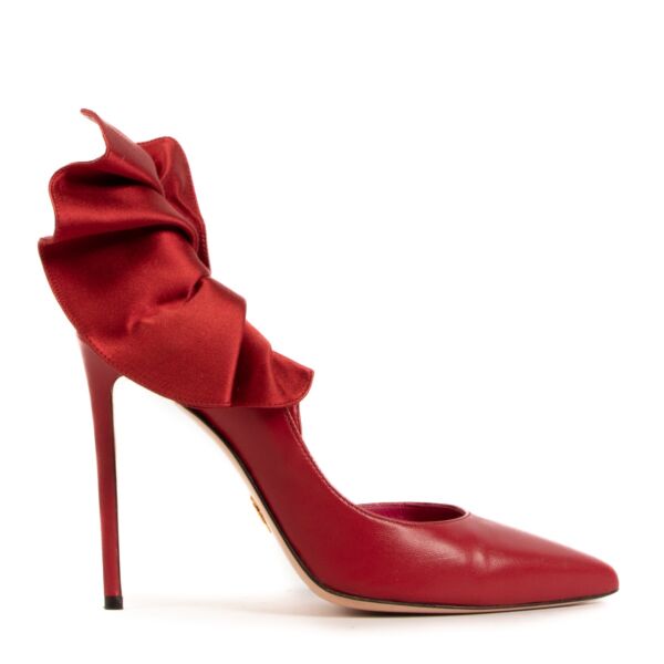 Oscar Tiye Red Ruched Pumps