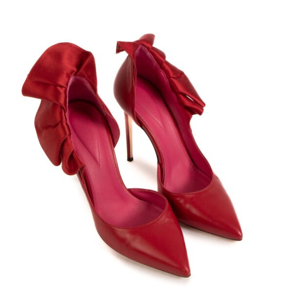 Oscar Tiye Red Ruched Pumps - size 38.5