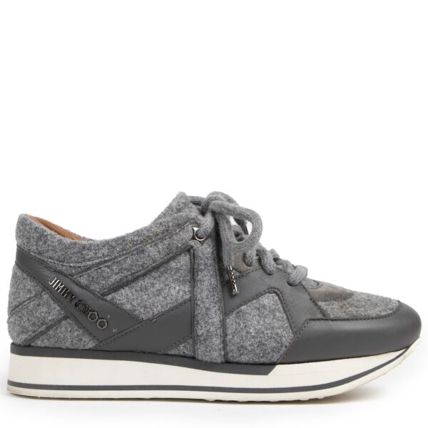 Authentieke tweedehands Jimmy Choo sneakers juiste prijs veilig online winkelen LabelLOV webshop luxe merken winkelen Antwerpen België mode fashion