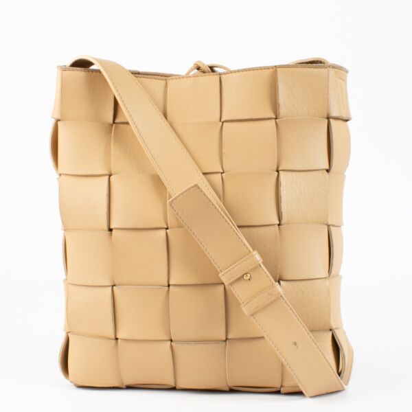 Authentic preloved Bottega Veneta Beige Cassette Messenger bag on Labellov.com