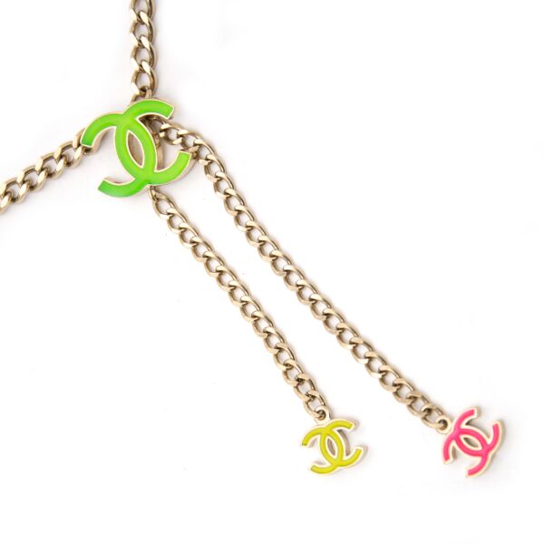 Buy your secondhand Chanel Silver Fluo CC Chain Belt for the best price